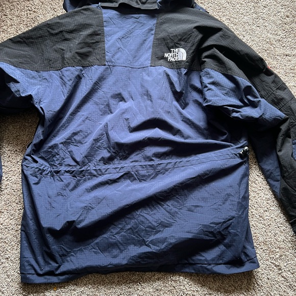 North face waterproof jacket - Picture 2 of 4